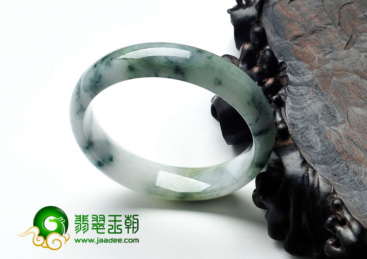 糯冰种飘花缅甸翡翠手镯（52.4mm）