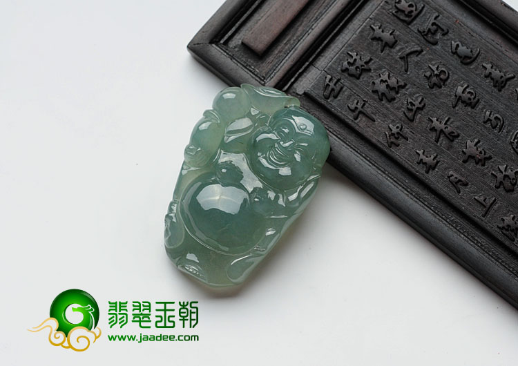 (超值推荐)冰种蓝晴水缅甸翡翠逍遥佛挂件
