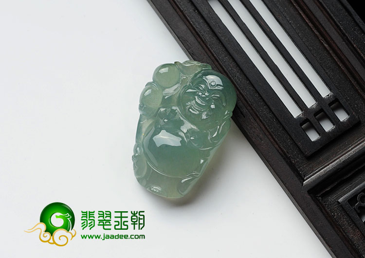 冰种蓝晴水缅甸翡翠逍遥佛挂件