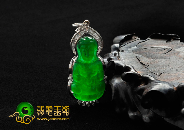 糯冰种正阳绿满绿缅甸翡翠镶白金观音胸坠（真钻）
