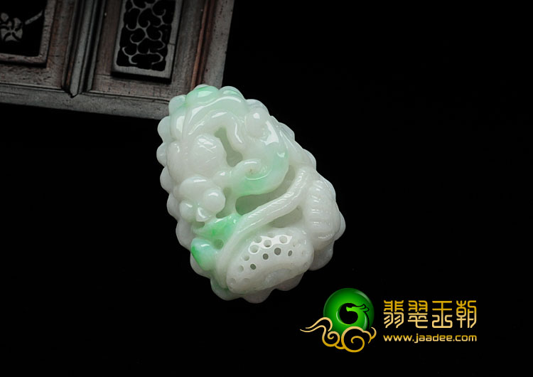 细糯种飘翠缅甸翡翠金玉满堂挂件