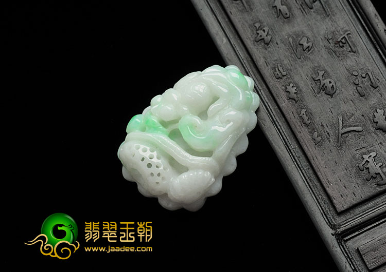 细糯种飘翠缅甸翡翠金玉满堂挂件