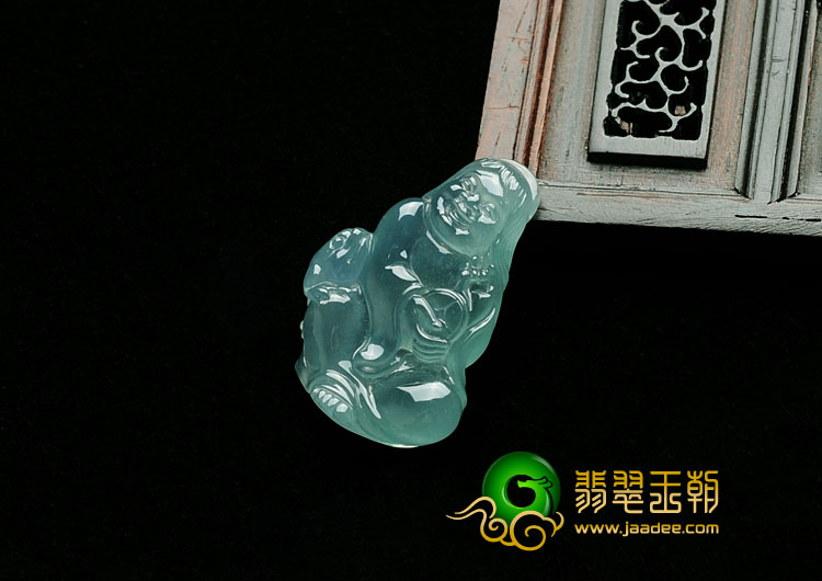 玻璃种蓝晴水缅甸翡翠刘海戏金蟾挂件