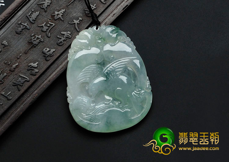 冰种飘花缅甸翡翠大展鸿图挂件