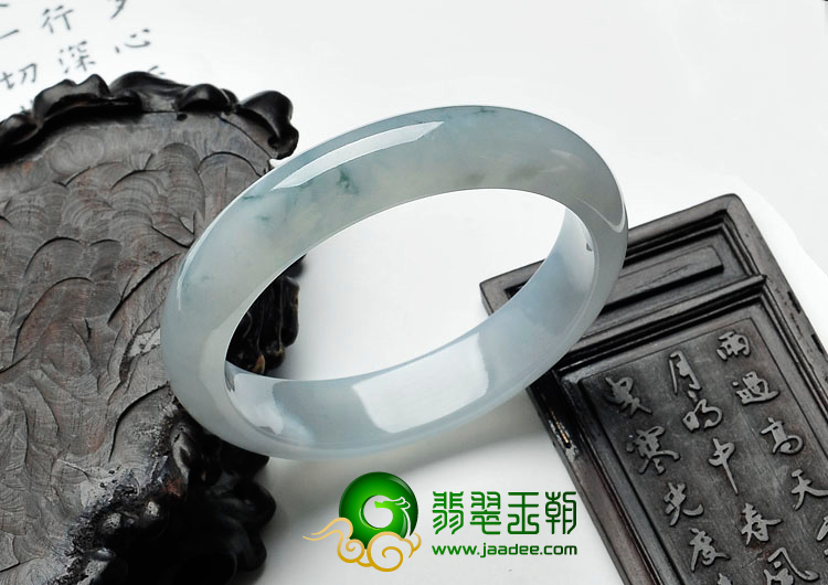 冰种飘花缅甸翡翠手镯（57.3mm）