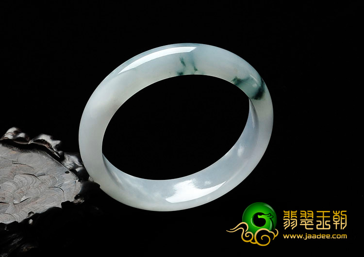 冰种飘花缅甸翡翠手镯（57.1mm）