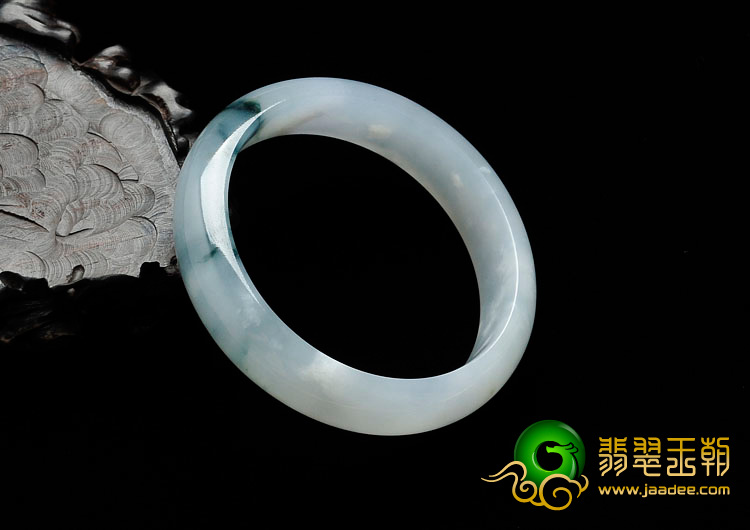 冰种飘花缅甸翡翠手镯（57.1mm）