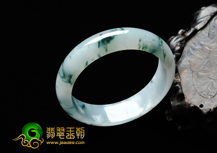 冰种飘花缅甸翡翠手镯（57mm）