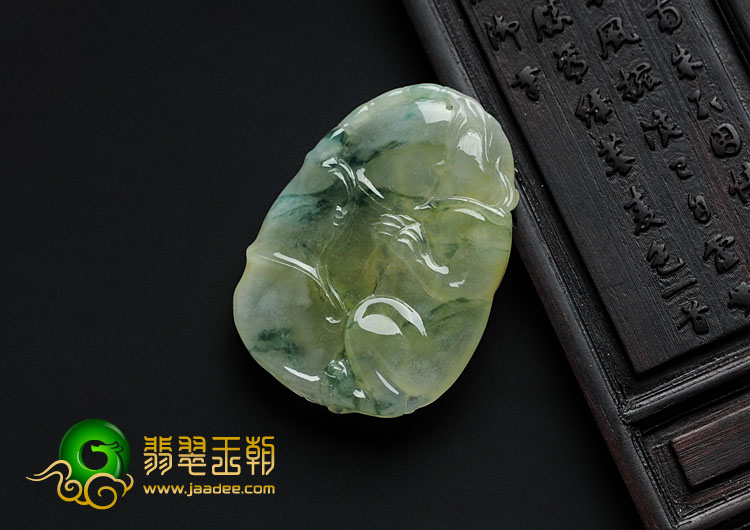 冰种黄翡飘花缅甸翡翠高升封侯挂件