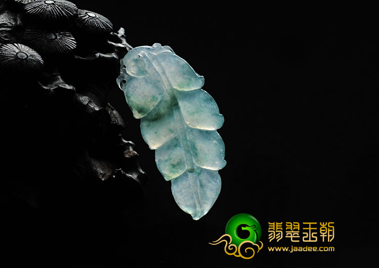 冰种飘花缅甸翡翠叶子挂件