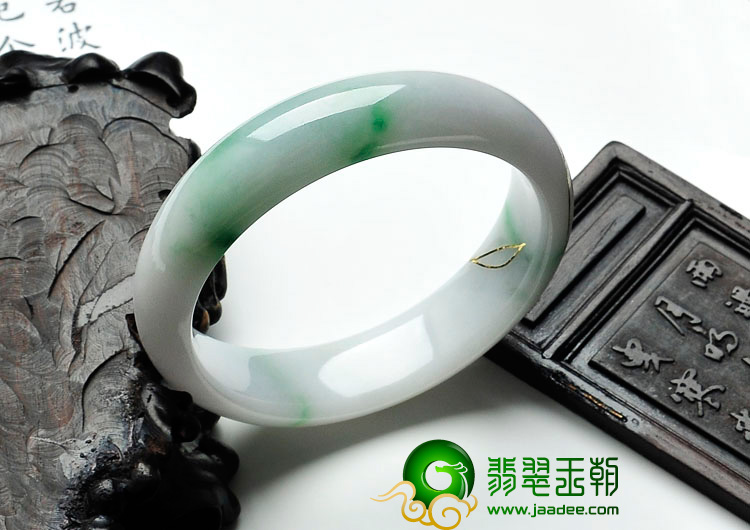 细糯种飘翠缅甸翡翠贴金手镯（53.9mm）