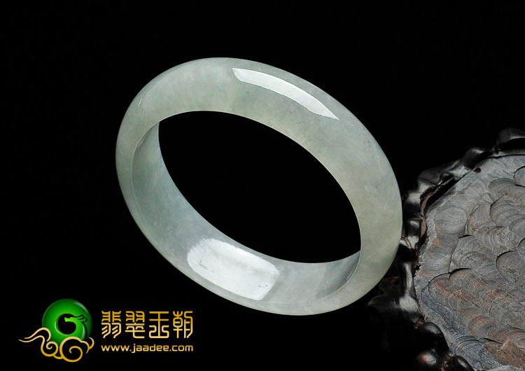 冰种晴水缅甸翡翠手镯（57.9mm）