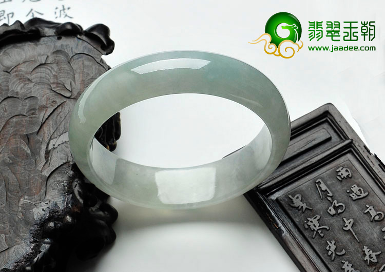 冰种晴水缅甸翡翠手镯（57.9mm）