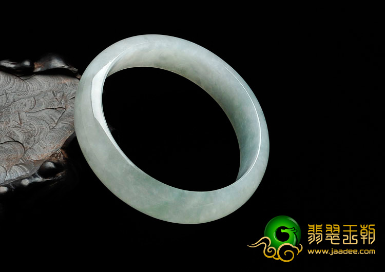 冰种晴水缅甸翡翠手镯（57.9mm）