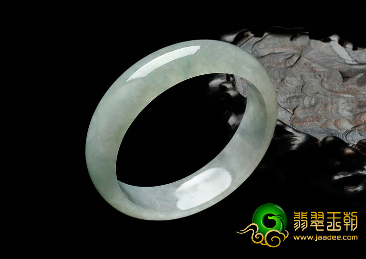 冰种晴水缅甸翡翠手镯（57.9mm）