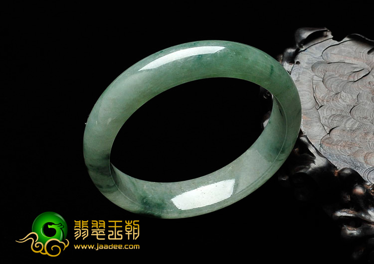 糯冰种飘花缅甸翡翠手镯（57.9mm）