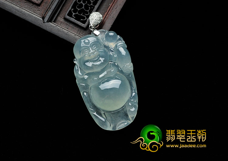 冰种晴水缅甸翡翠逍遥佛挂件
