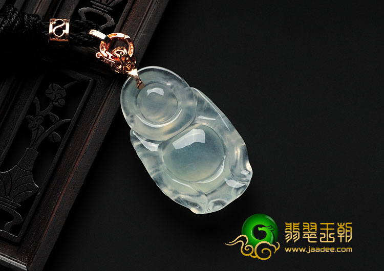 冰玻种晴水缅甸翡翠站佛挂件