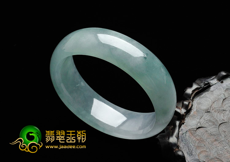 冰种晴水缅甸翡翠手镯（56mm）