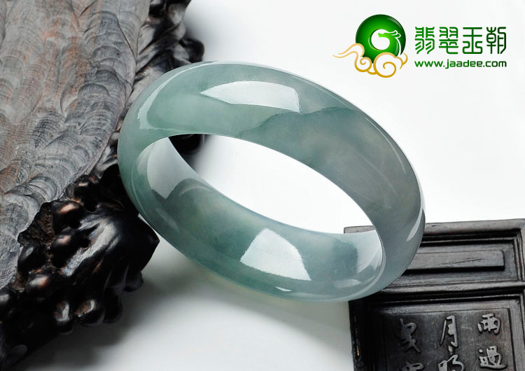 冰种晴水缅甸翡翠手镯（56mm）