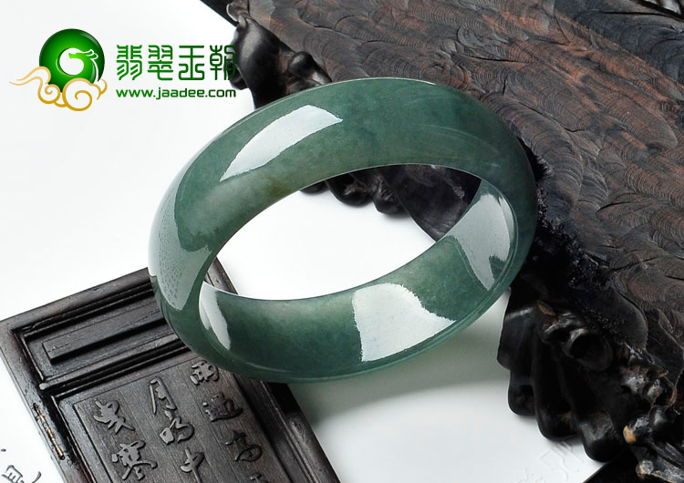 糯冰种油青缅甸翡翠手镯（56.3mm）