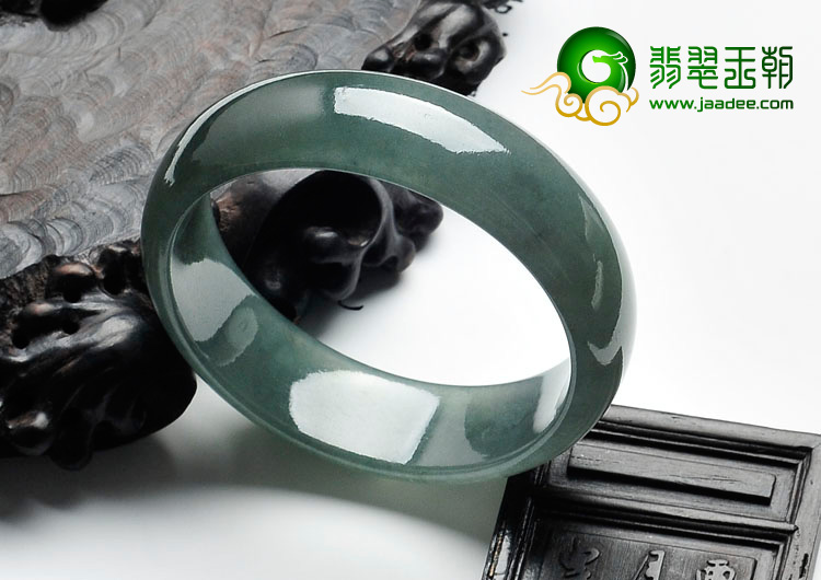 糯冰种油青缅甸翡翠手镯（56.4mm）