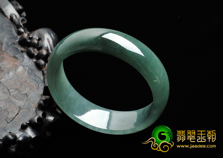 糯冰种油青缅甸翡翠手镯（56.4mm）