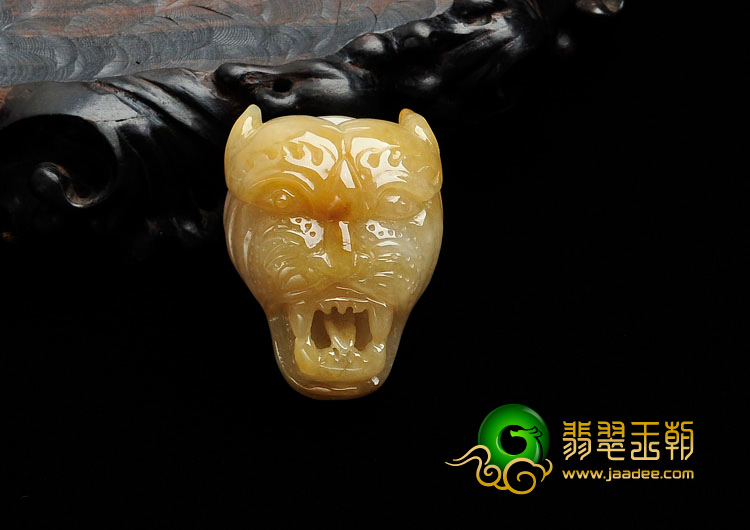糯冰种黄翡缅甸翡翠虎头挂件