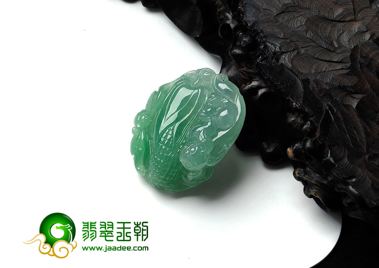 冰种淡绿缅甸翡翠多子多福挂件