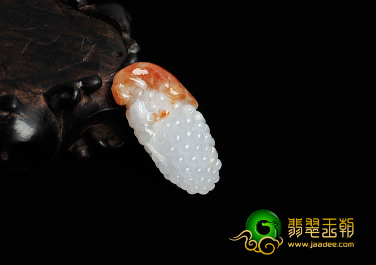 糯冰种红黄翡缅甸翡翠葡萄挂件