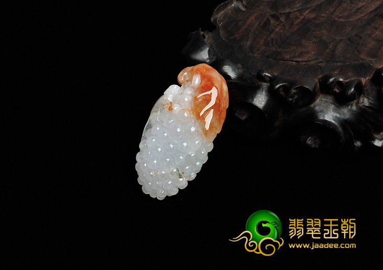 糯冰种红黄翡缅甸翡翠葡萄挂件