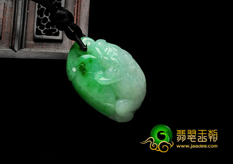 糯冰种飘翠缅甸翡翠金钱缠身挂件