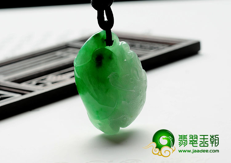 糯冰种飘翠缅甸翡翠金钱缠身挂件