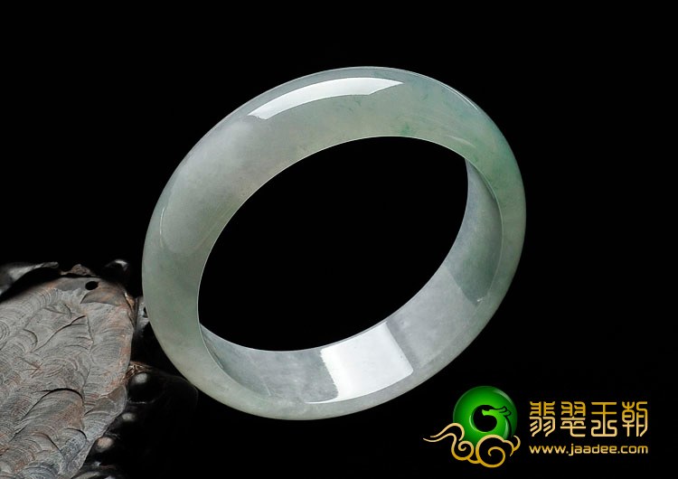 糯冰种晴水缅甸翡翠手镯（59.3mm）
