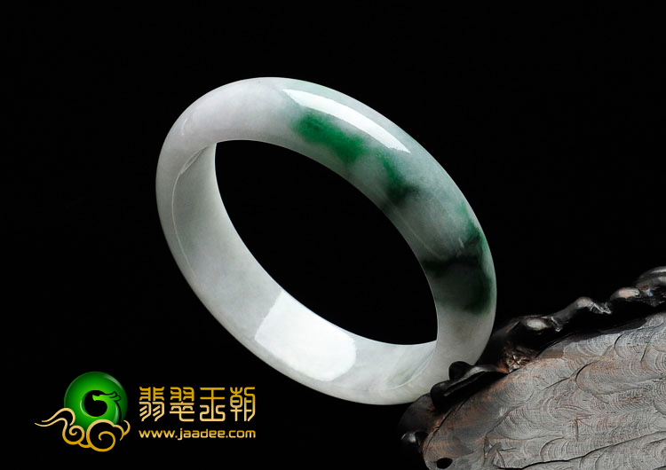 糯冰种飘花缅甸翡翠手镯（55.6mm）