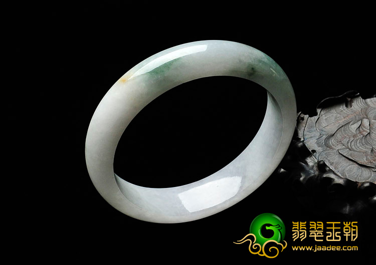 糯冰种飘花缅甸翡翠手镯（57.2mm）