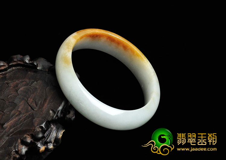 糯冰种黄翡缅甸翡翠贵妃镯（51mm-44.5mm）