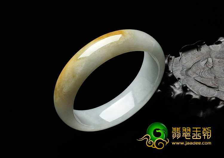 糯冰种黄翡缅甸翡翠贵妃镯（51.5mm-46mm）
