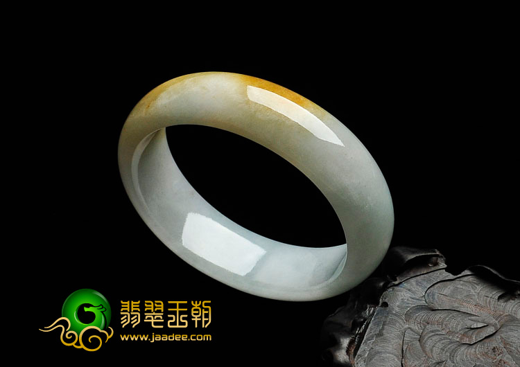 糯冰种黄翡缅甸翡翠贵妃镯（51.5mm-46mm）