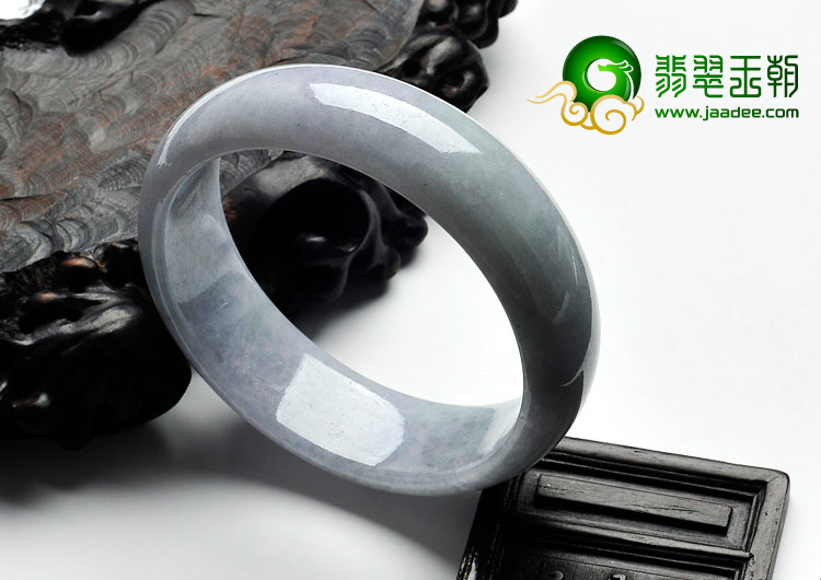 糯冰种淡紫罗兰缅甸翡翠手镯（58.2mm）