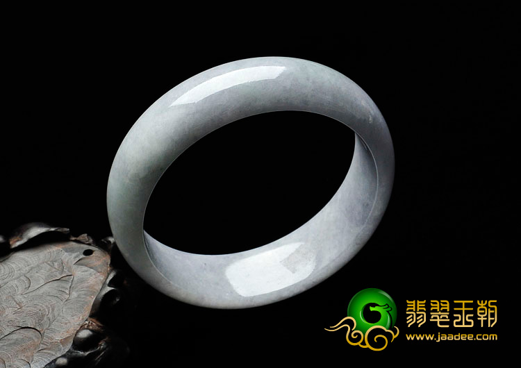 糯冰种淡紫罗兰缅甸翡翠手镯（58.2mm）