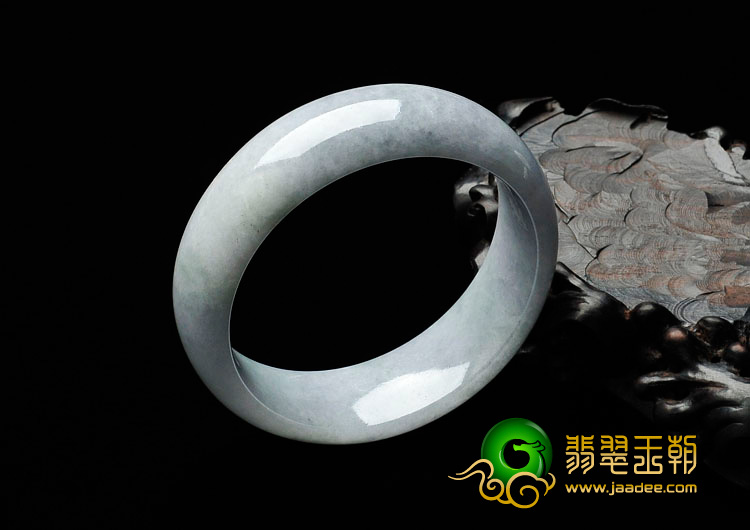 糯冰种淡紫罗兰缅甸翡翠手镯（58mm）
