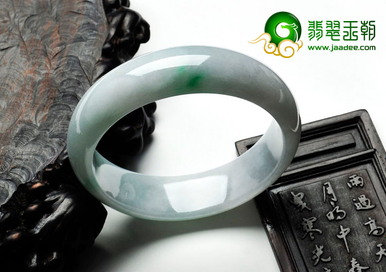 糯冰种飘翠缅甸翡翠手镯（55mm）
