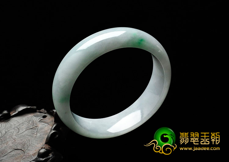 糯冰种飘翠缅甸翡翠手镯（55mm）