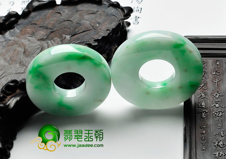 (超值推荐)糯冰种翠色缅甸翡翠平安扣挂件（单价）