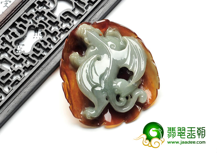 糯冰种褐红翡缅甸翡翠福龙挂件