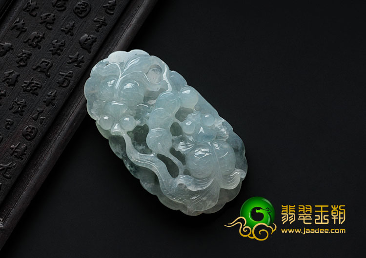 糯冰种晴水略飘花缅甸翡翠金玉满堂挂件