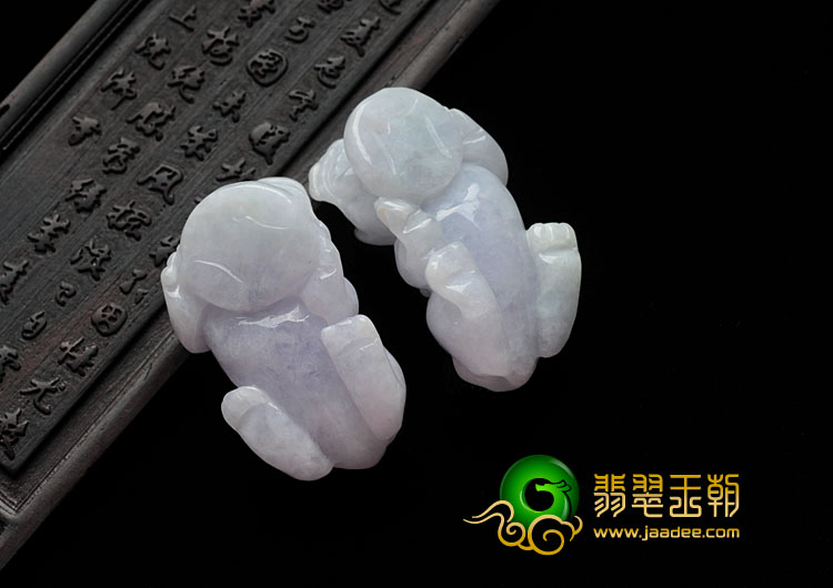 糯冰种春带彩缅甸翡翠貔貅挂件（单价）