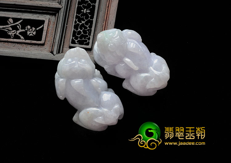 糯冰种春带彩缅甸翡翠貔貅挂件（单价）