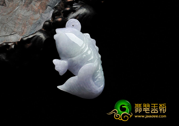 糯冰种春带彩缅甸翡翠锦鲤鱼挂件